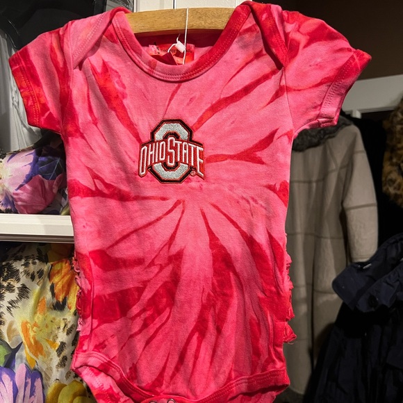 OHIO STATE “ONESIE”-🔺NEW w/TAGS by Two Feet Ahead Childrens Collegiate Apparel - Picture 3 of 9